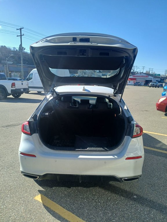 2023 Honda Civic Hatchback Sport Touring in Saint John, New Brunswick - 15 - w1024h768px