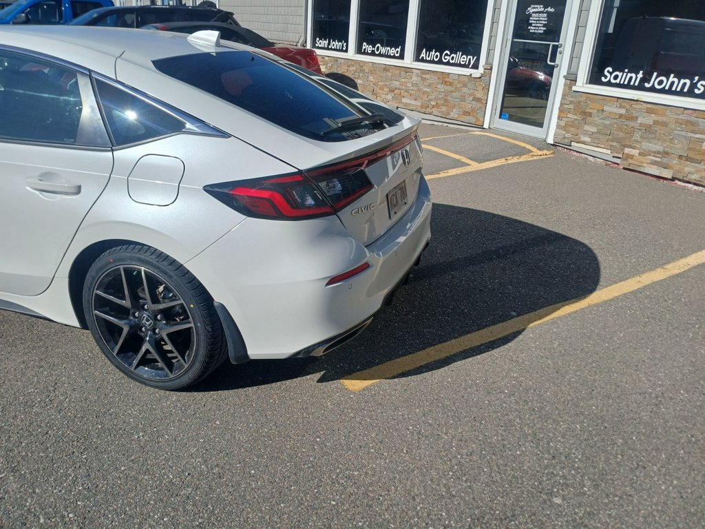 2023 Honda Civic Hatchback Sport Touring in Saint John, New Brunswick - 11 - w1024h768px