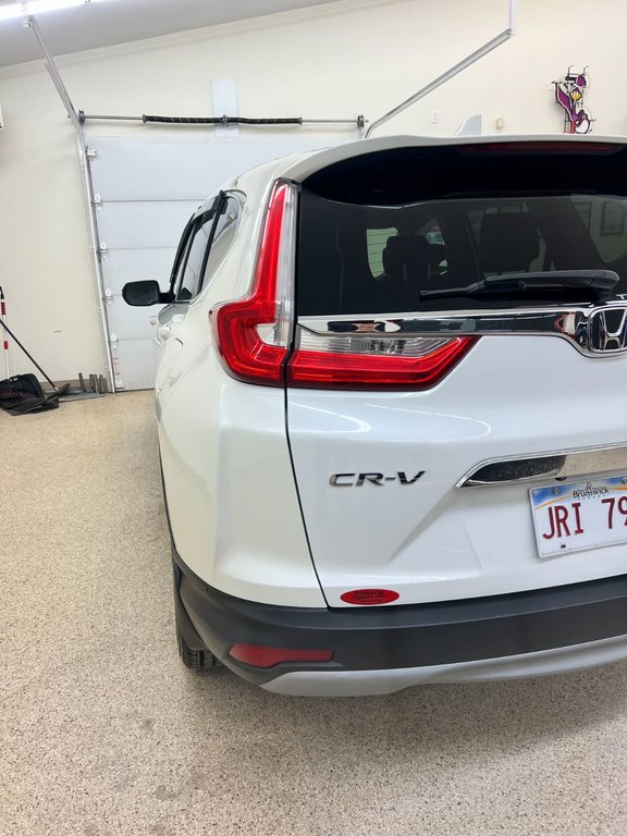 2018  CR-V EX-L in Saint John, New Brunswick - 5 - w1024h768px