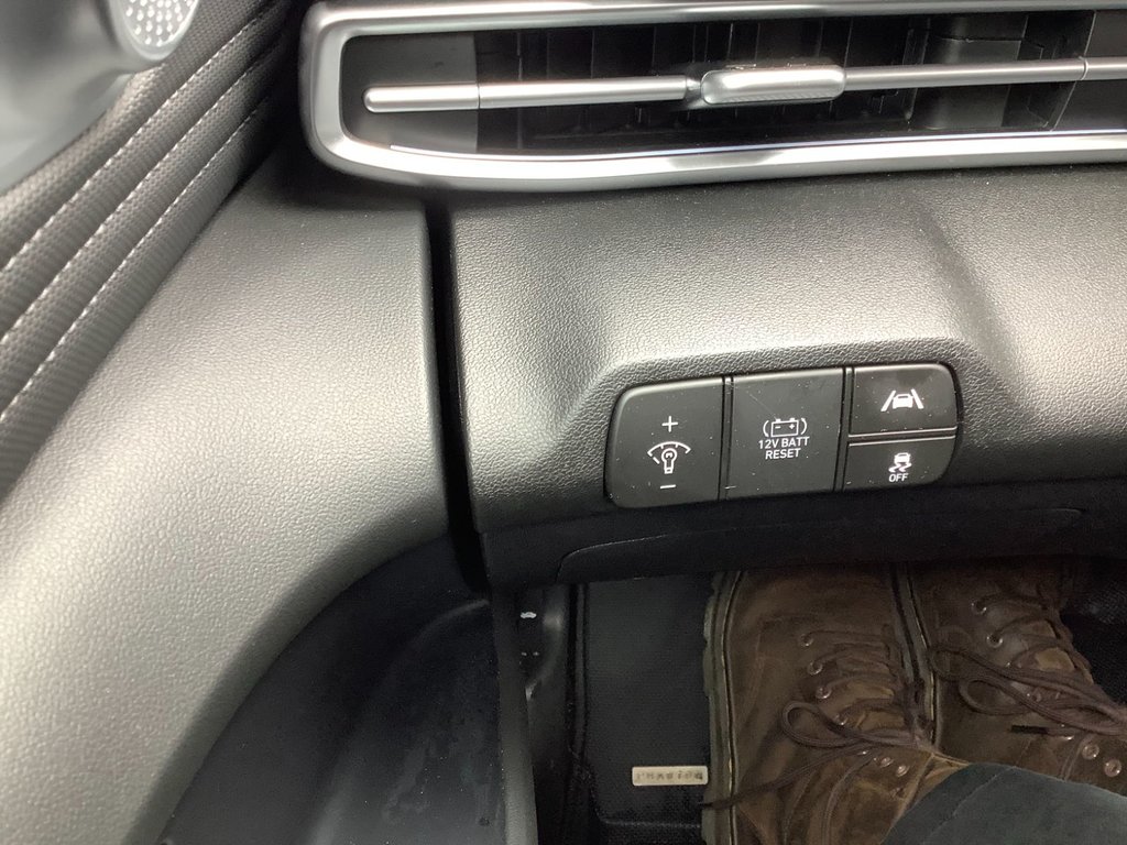 2023 Hyundai Elantra Hybrid LUXURY in Saint John, New Brunswick - 41 - w1024h768px
