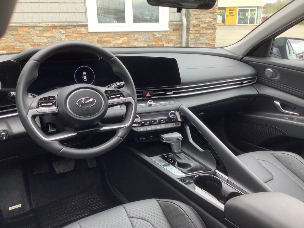 2023 Hyundai Elantra Hybrid LUXURY in Saint John, New Brunswick - 12 - w1024h768px