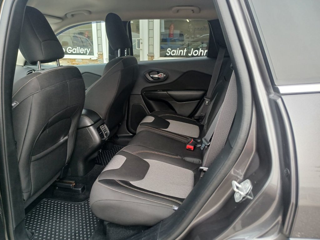 2014 Jeep Cherokee NORTH in Saint John, New Brunswick - 12 - w1024h768px