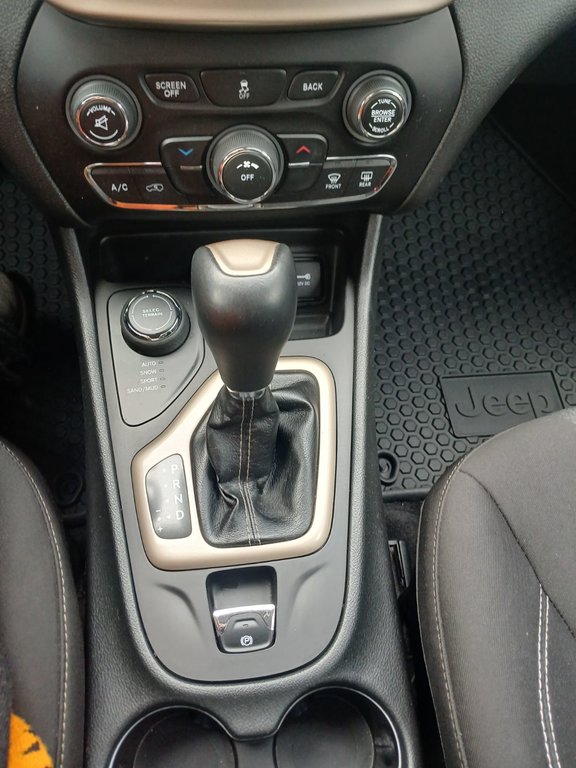 2014 Jeep Cherokee NORTH in Saint John, New Brunswick - 17 - w1024h768px