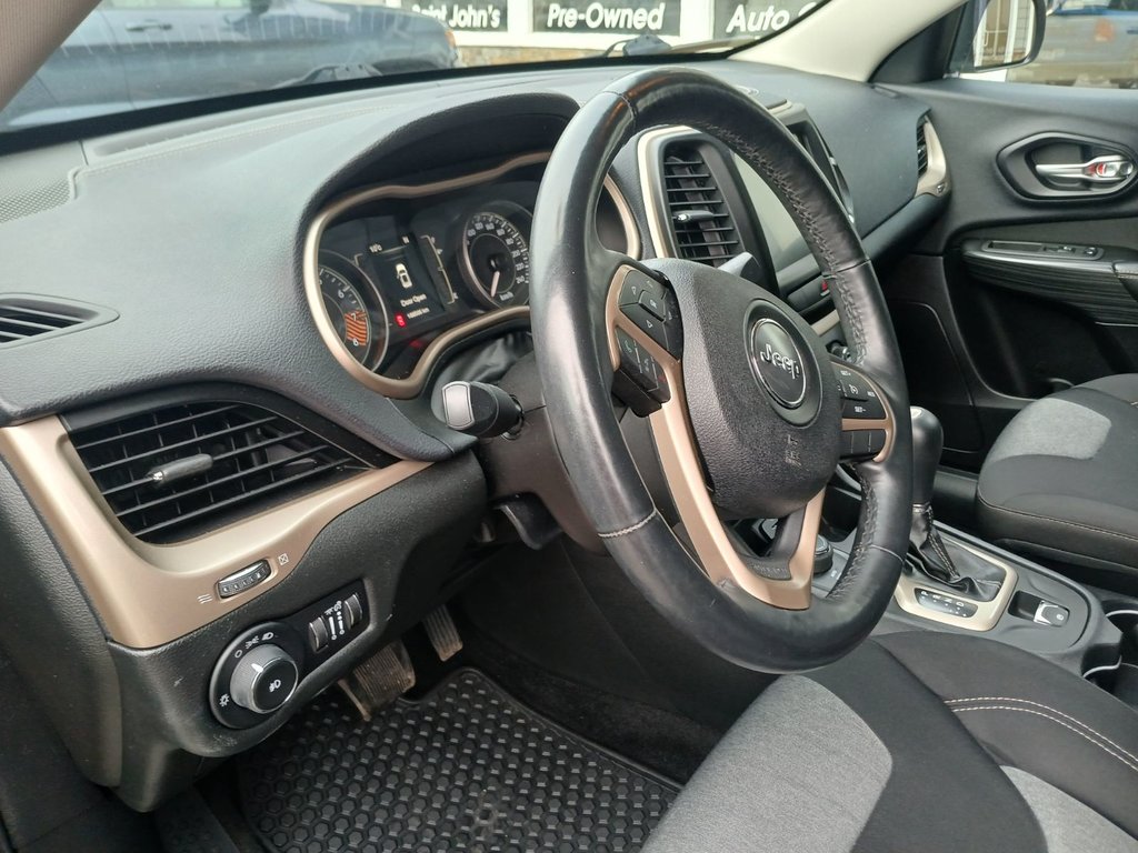 2014 Jeep Cherokee NORTH in Saint John, New Brunswick - 16 - w1024h768px