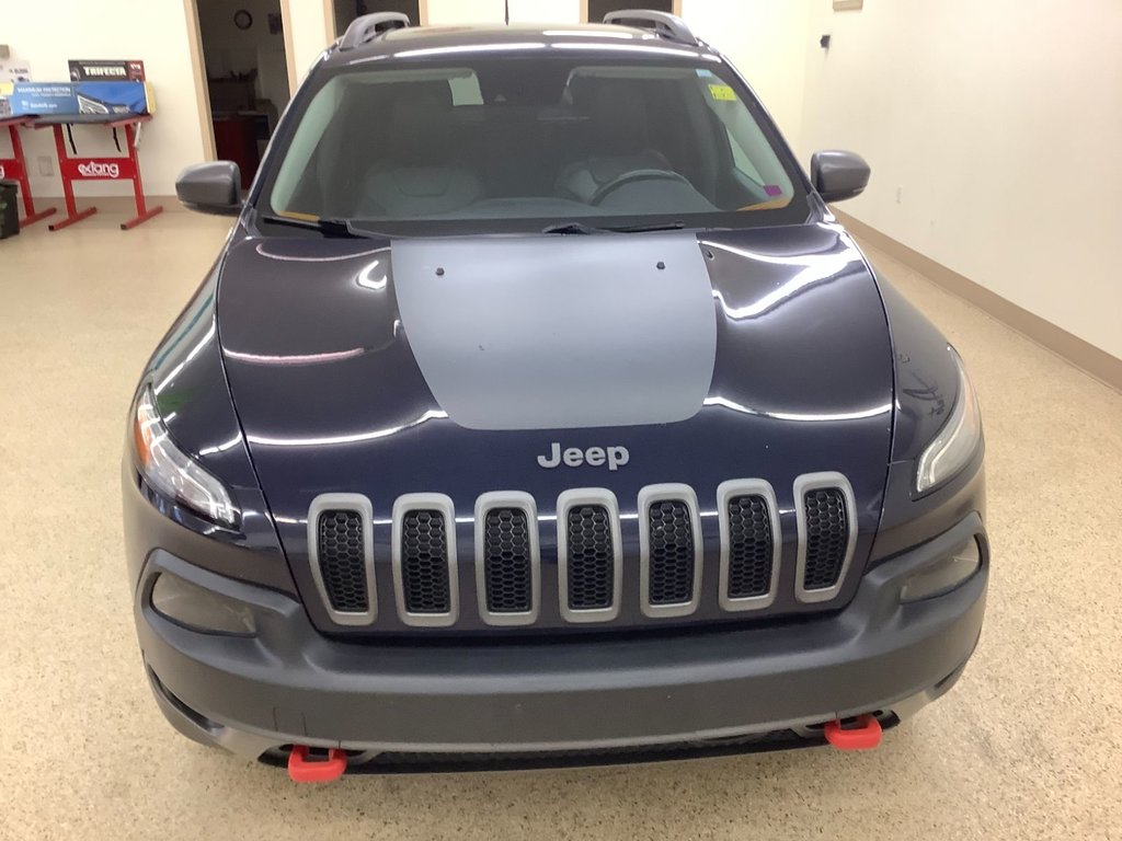 2016  Cherokee TRAILHAWK 4X4 in Saint John, New Brunswick - 21 - w1024h768px