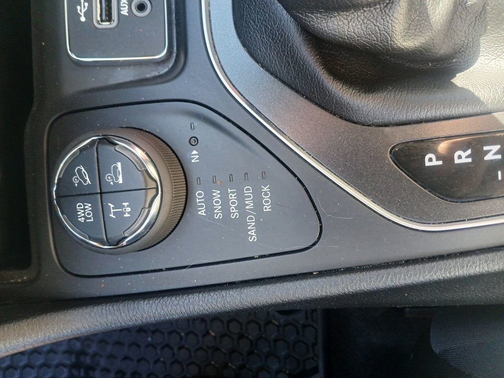 Jeep Cherokee TRAILHAWK 2019 à Saint John, Nouveau-Brunswick - 27 - w1024h768px