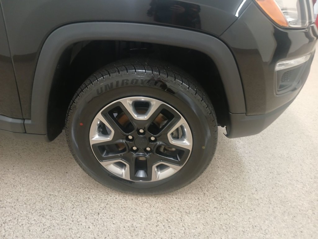 Jeep Compass TRAILHAWK 2018 à Saint John, Nouveau-Brunswick - 8 - w1024h768px