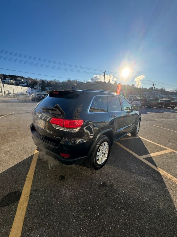 2017  Grand Cherokee LAREDO in Saint John, New Brunswick - 11 - w1024h768px