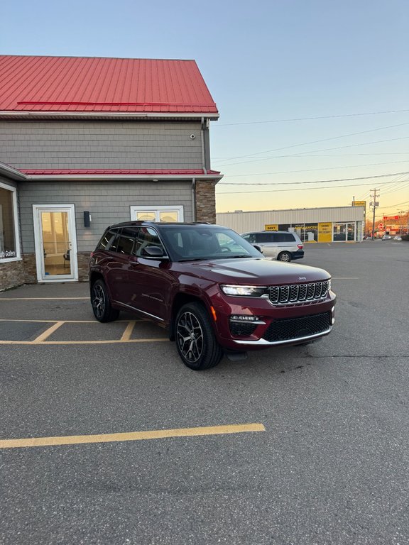 2022  Grand Cherokee SUMMIT RESERVE in Saint John, New Brunswick - 5 - w1024h768px