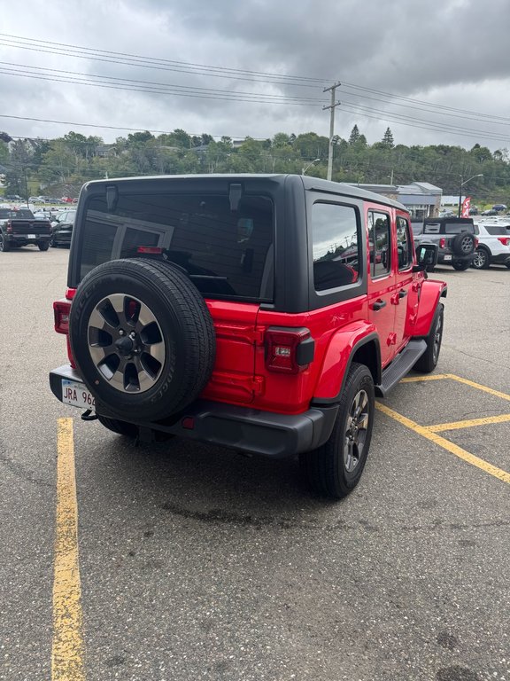 2018 Jeep WRANGLER UNLIMITED SAHARA in Saint John, New Brunswick - 5 - w1024h768px