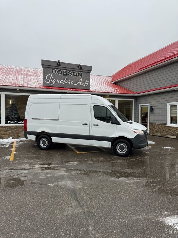 2019  Sprinter Cargo Van BASE in Saint John, New Brunswick - 35 - w1024h768px