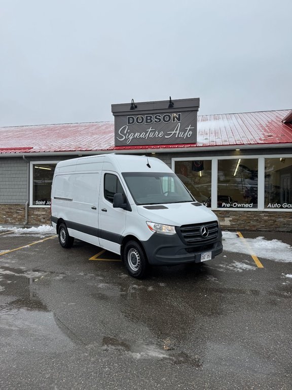 2019  Sprinter Cargo Van BASE in Saint John, New Brunswick - 2 - w1024h768px