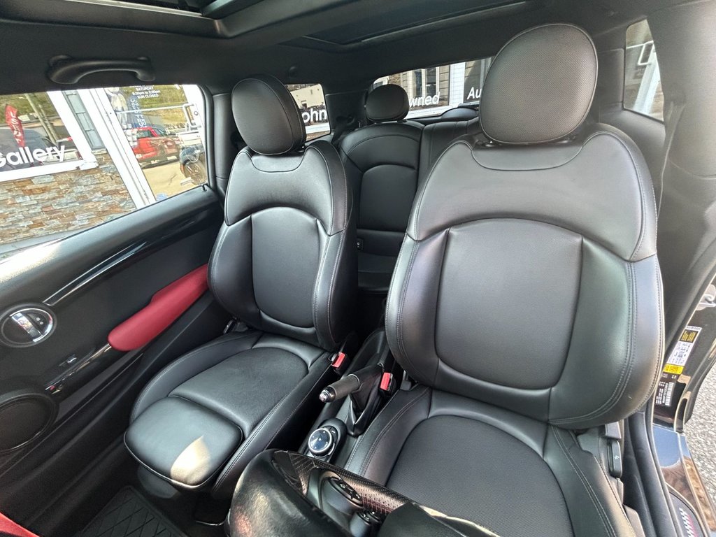 2016 MINI Cooper Hardtop S in Saint John, New Brunswick - 10 - w1024h768px