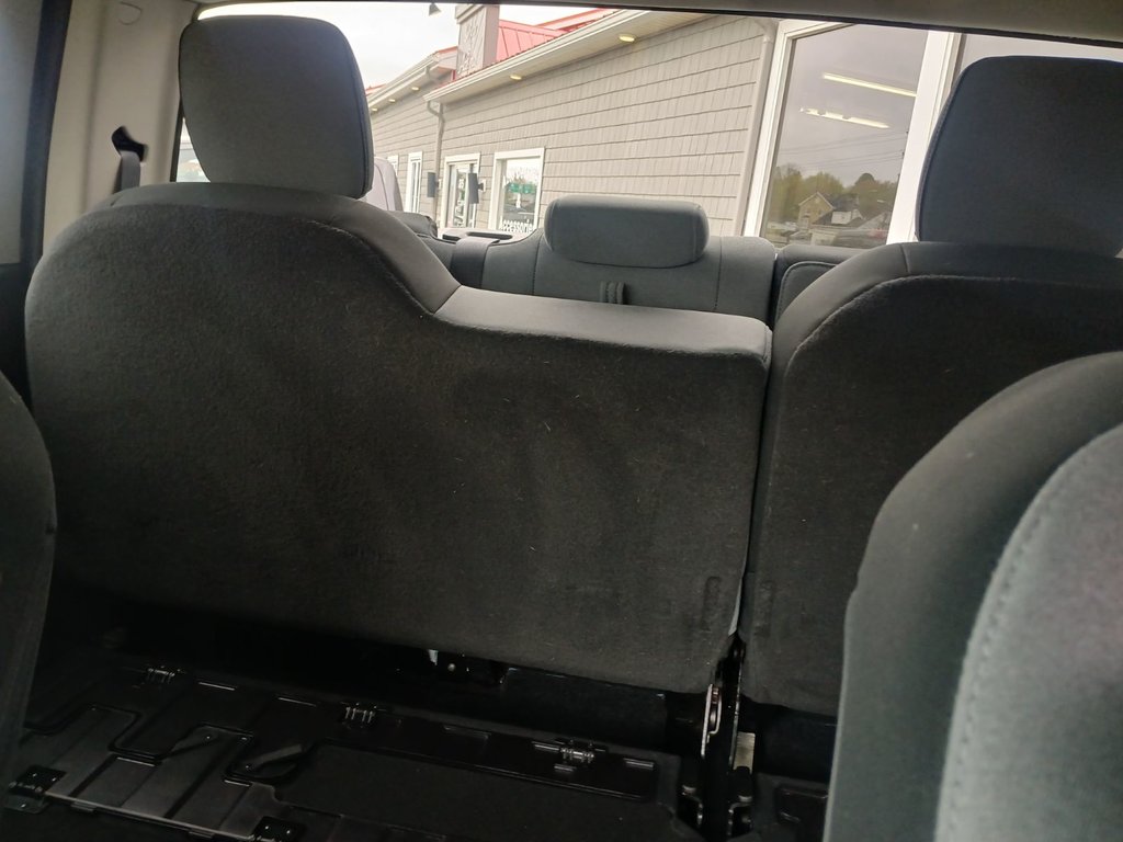 Ram 1500 Classic EXPRESS 2021 à Saint John, Nouveau-Brunswick - 15 - w1024h768px