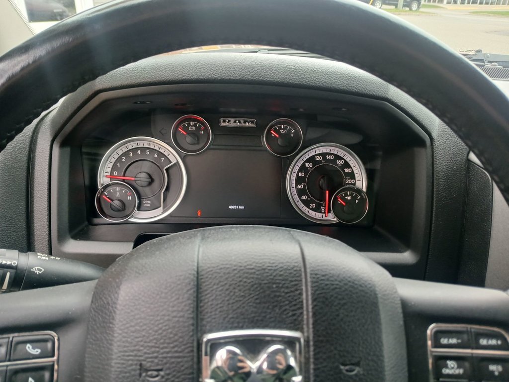 Ram 1500 Classic EXPRESS 2021 à Saint John, Nouveau-Brunswick - 11 - w1024h768px
