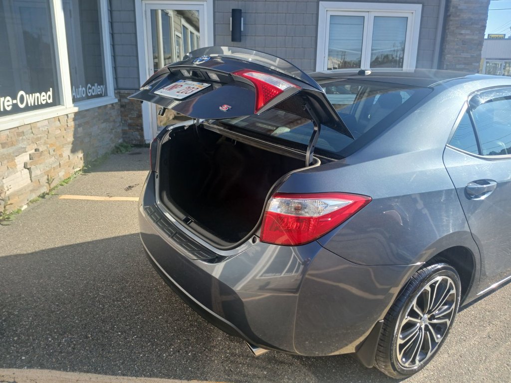 Toyota Corolla S 2016 à Saint John, Nouveau-Brunswick - 4 - w1024h768px
