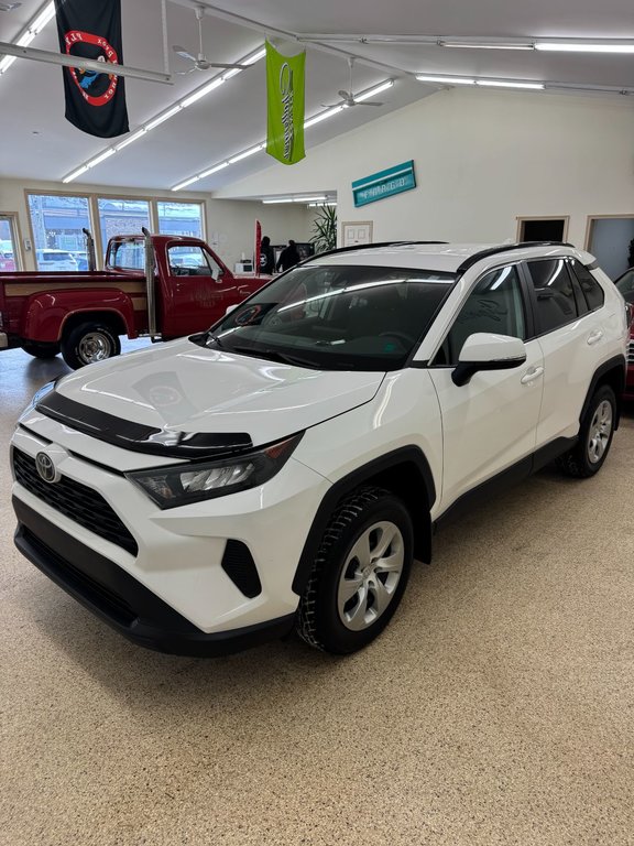 2019 Toyota RAV4 LE in Saint John, New Brunswick - 17 - w1024h768px