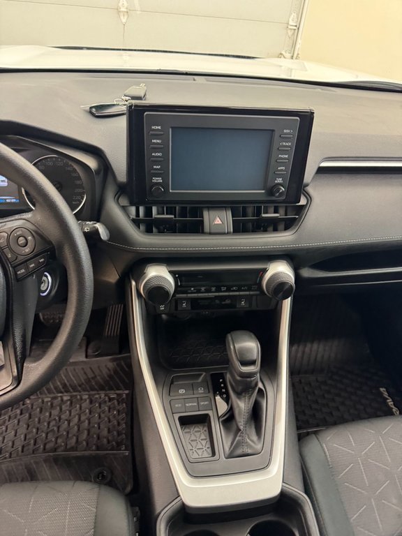 2019 Toyota RAV4 LE in Saint John, New Brunswick - 14 - w1024h768px