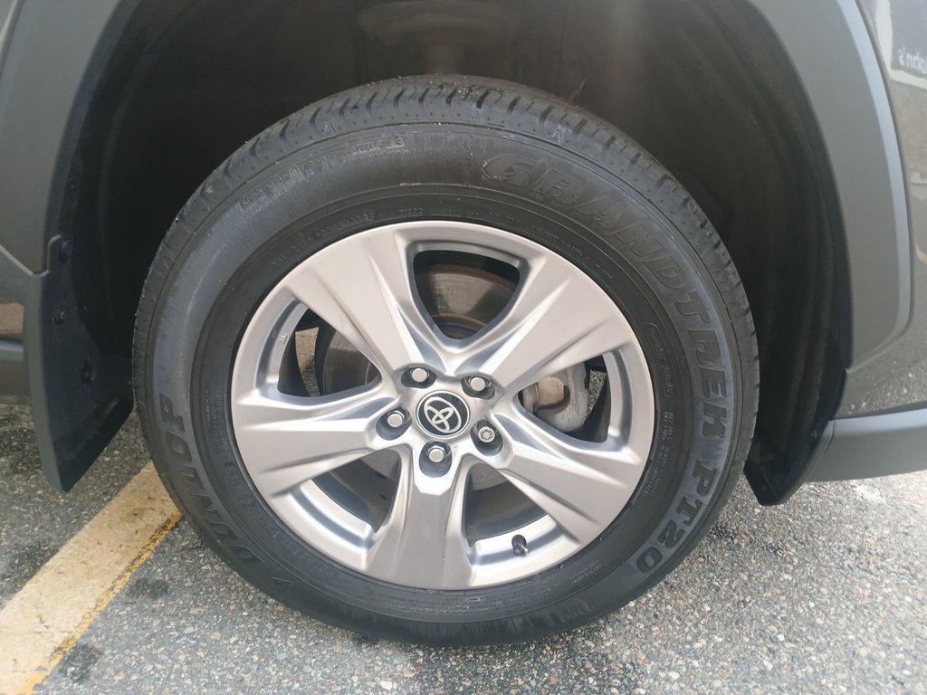 2023 Toyota RAV4 XLE in Saint John, New Brunswick - 4 - w1024h768px