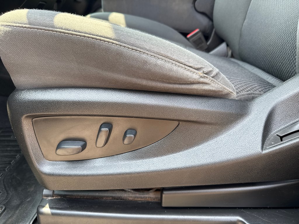 2018 Chevrolet Silverado 1500 LT in Sussex, New Brunswick - 17 - w1024h768px