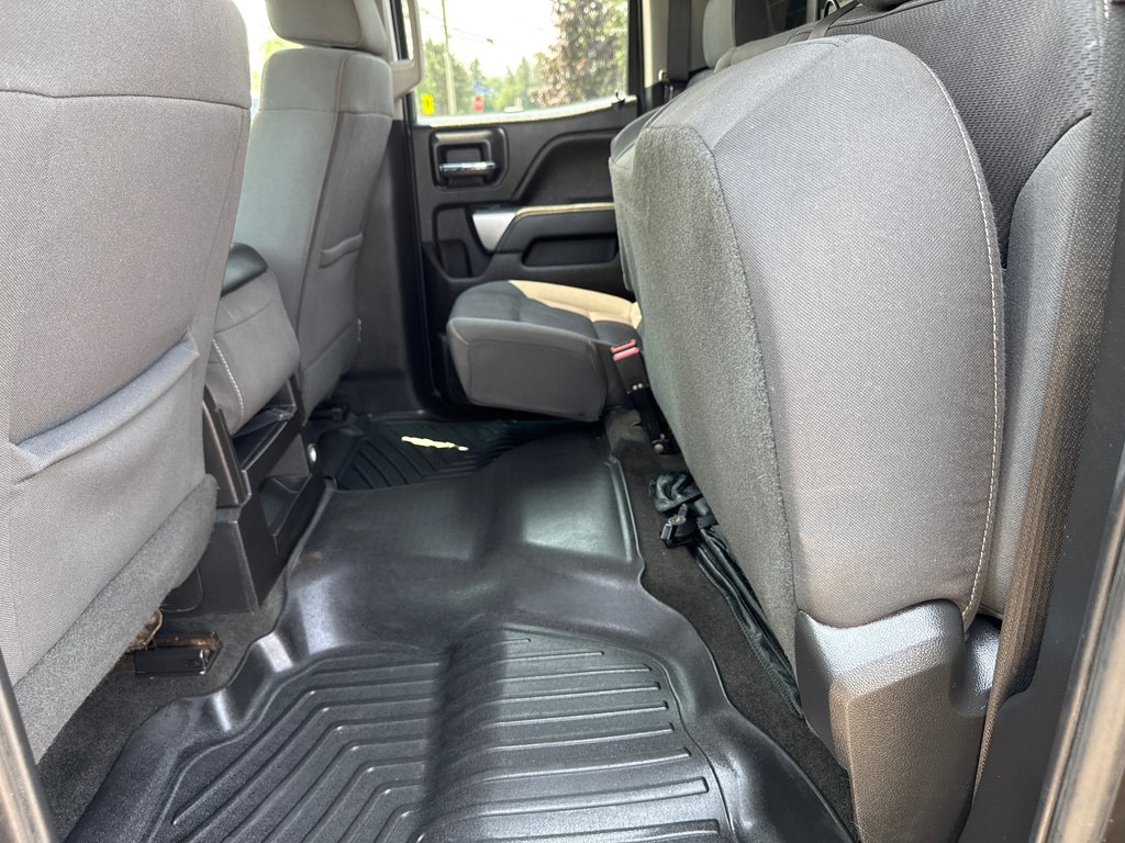 2018 Chevrolet Silverado 1500 LT in Sussex, New Brunswick - 34 - w1024h768px