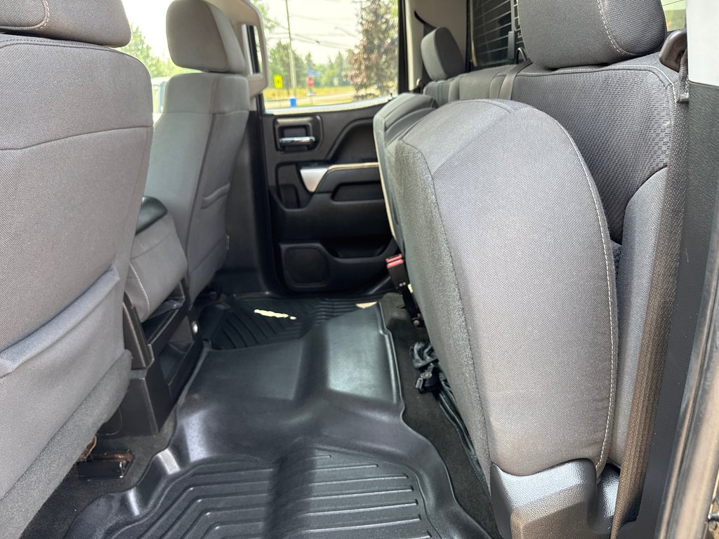2018 Chevrolet Silverado 1500 LT in Sussex, New Brunswick - 35 - w1024h768px