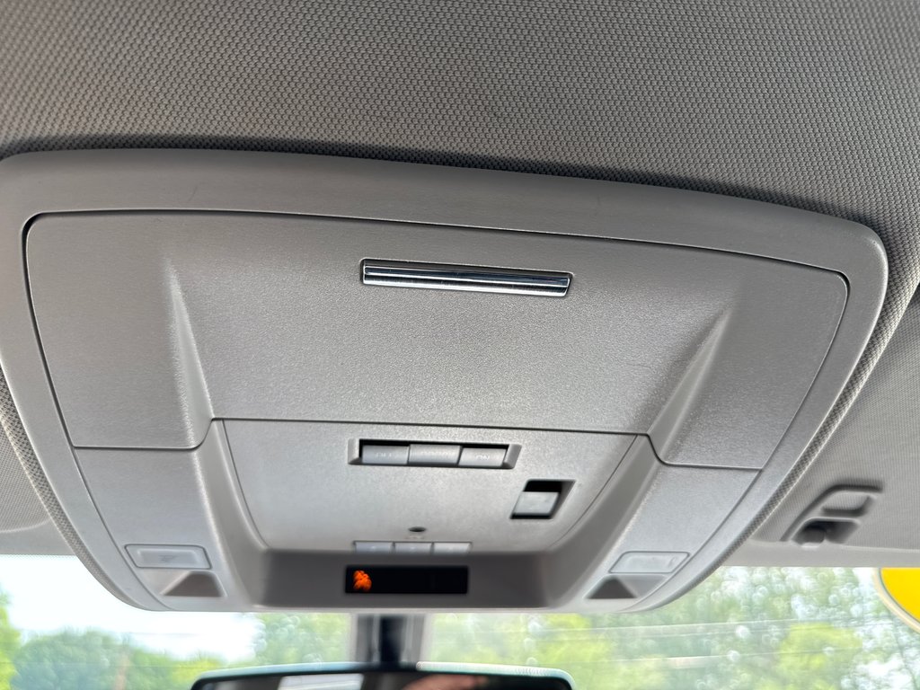 2018 Chevrolet Silverado 1500 LT in Sussex, New Brunswick - 25 - w1024h768px