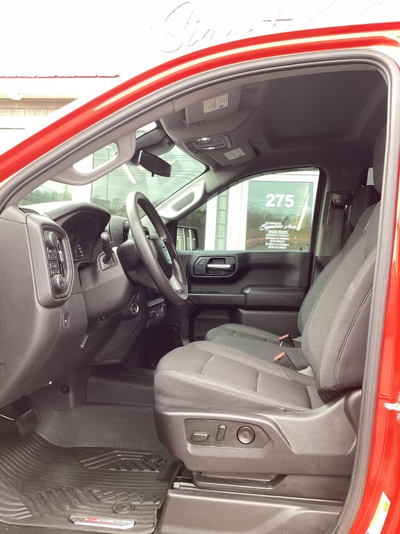 2024 Chevrolet SILVERADO 1500 CUSTOM TRAIL BOSS in Saint John, New Brunswick - 16 - w1024h768px