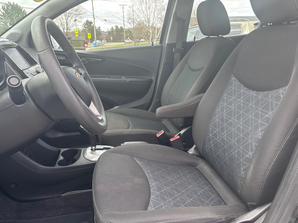 2022 Chevrolet Spark 1LT/ Premier in Sussex, New Brunswick - 11 - w1024h768px
