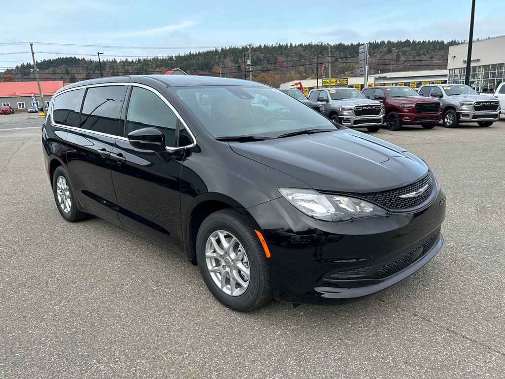 Grand Caravan SXT 2025 à Saint John, Nouveau-Brunswick - 2 - w1024h768px