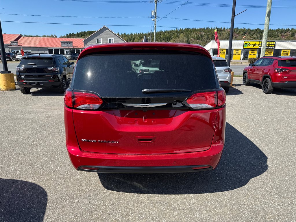 Chrysler GRAND CARAVAN SXT 2026 à Saint John, Nouveau-Brunswick - 3 - w1024h768px