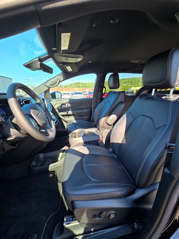 Chrysler Grand Caravan SXT 2027 à Saint John, Nouveau-Brunswick - 7 - w1024h768px