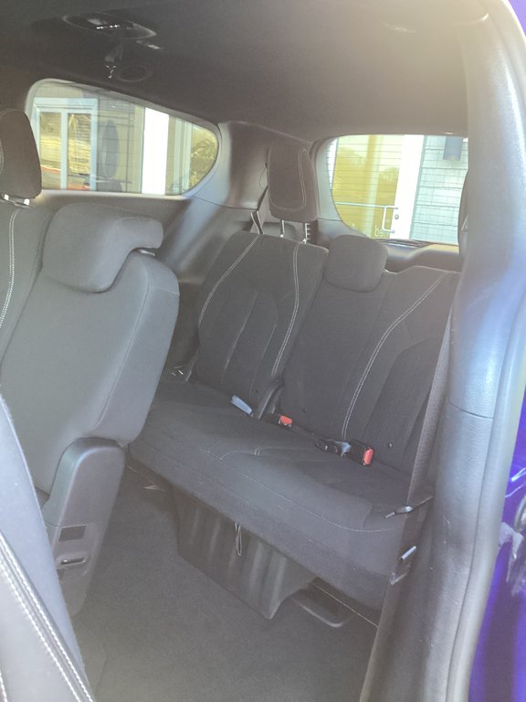 2021 Chrysler PACIFICA TOURING in Saint John, New Brunswick - 12 - w1024h768px