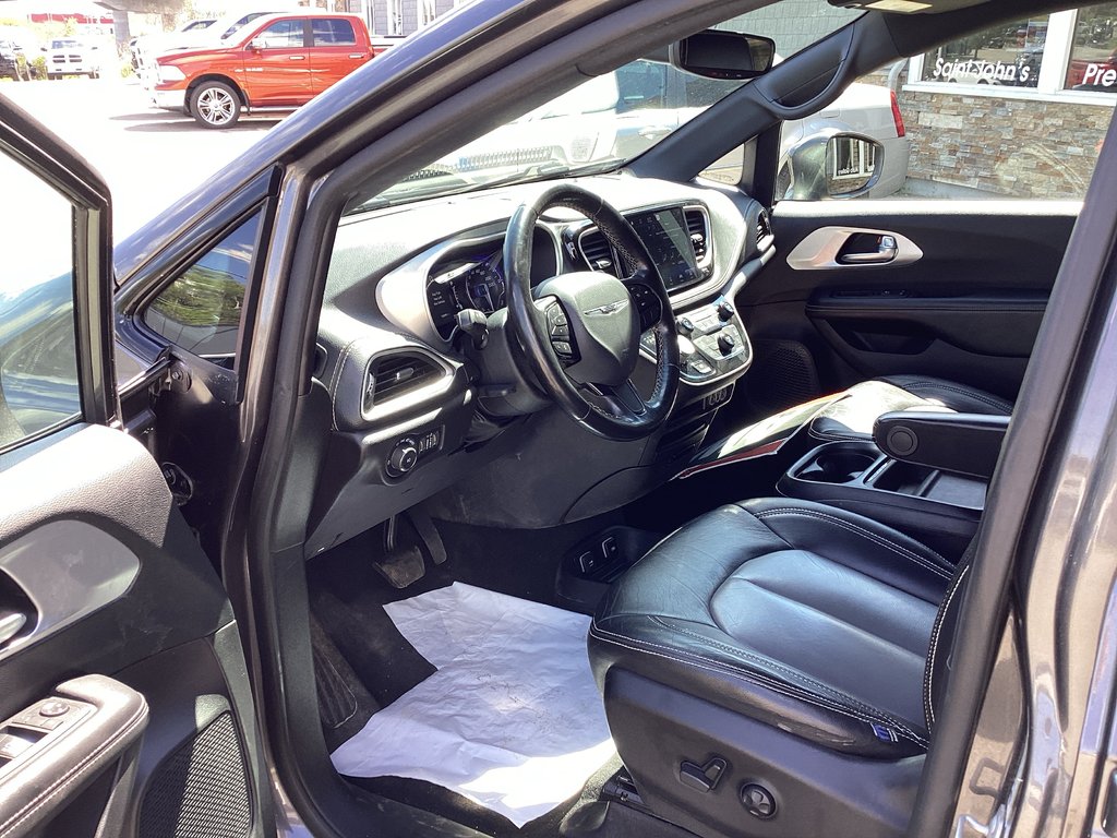 2021 Chrysler PACIFICA TOURING in Saint John, New Brunswick - 7 - w1024h768px