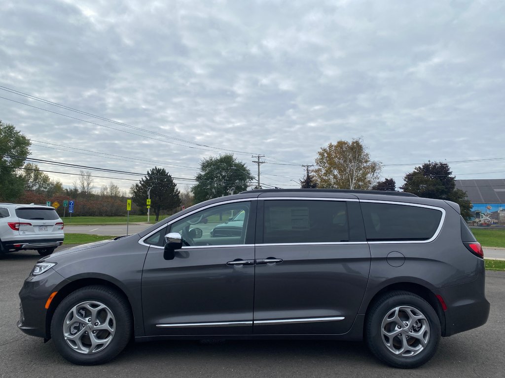 2023  Pacifica LIMITED in Sussex, New Brunswick - 2 - w1024h768px