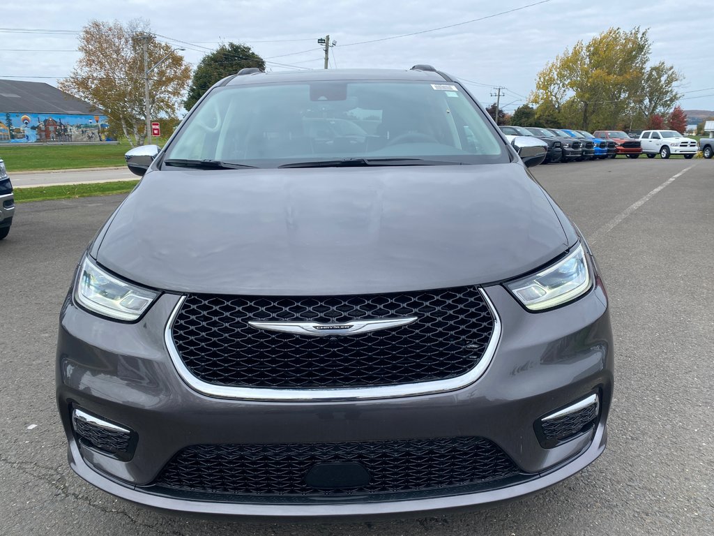 2023  Pacifica LIMITED in Sussex, New Brunswick - 8 - w1024h768px