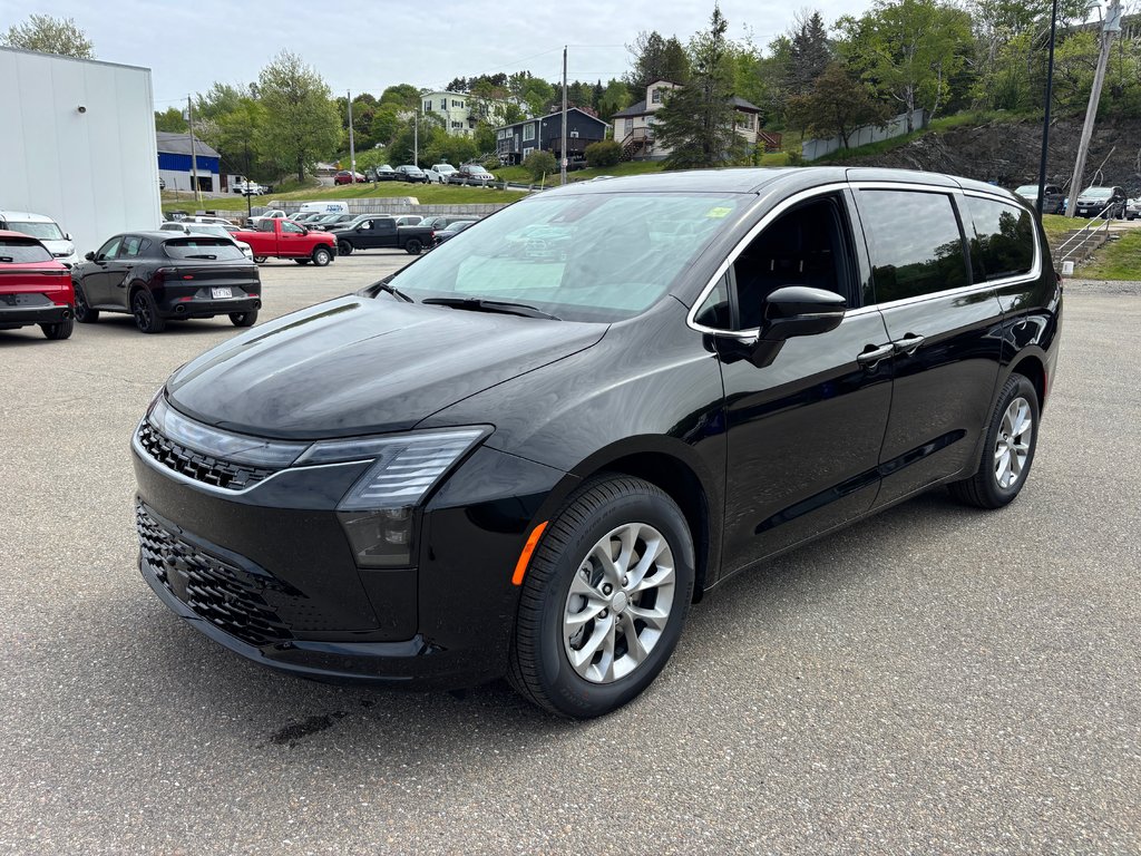 2027 Chrysler Pacifica SELECT AWD in Saint John, New Brunswick - 1 - w1024h768px