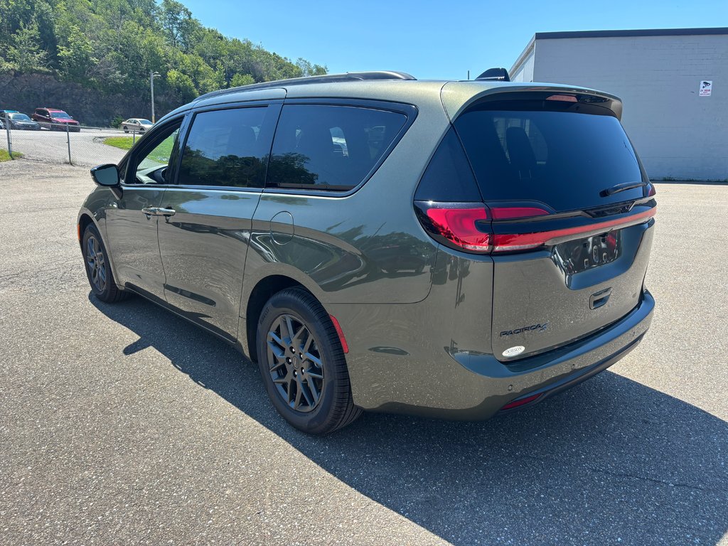 Chrysler Pacifica SELECT 2027 à Saint John, Nouveau-Brunswick - 8 - w1024h768px