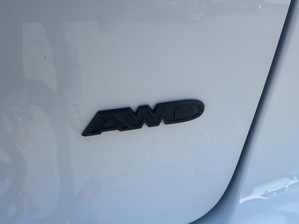 2027 Chrysler Pacifica SELECT AWD in Sussex, New Brunswick - 6 - w1024h768px