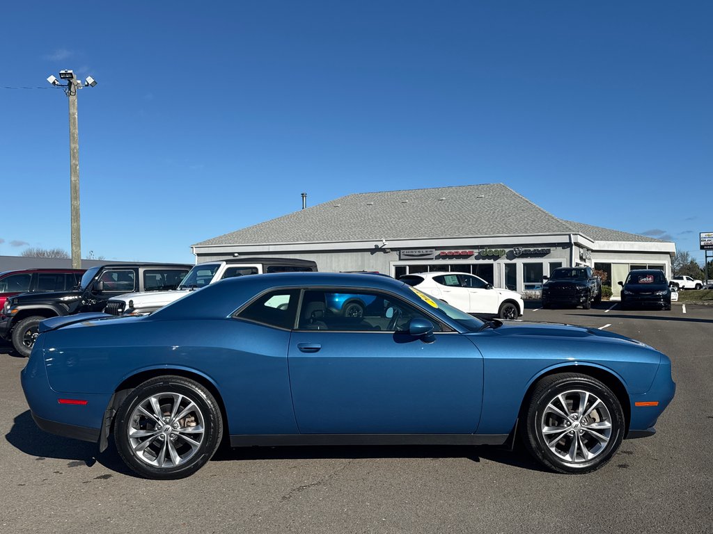 2021 Dodge Challenger SXT in Sussex, New Brunswick - 9 - w1024h768px
