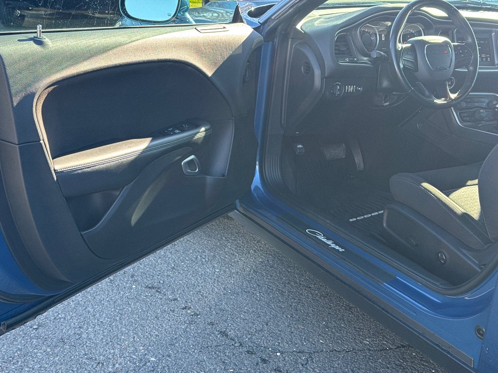 2021 Dodge Challenger SXT in Sussex, New Brunswick - 12 - w1024h768px
