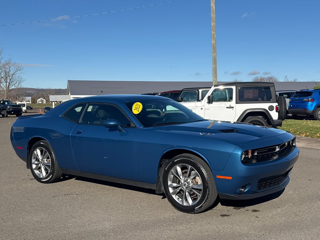 2021 Dodge Challenger SXT in Sussex, New Brunswick - 10 - w1024h768px