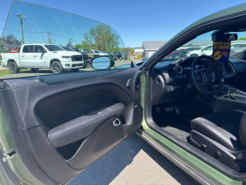 2022 Dodge Challenger R/T in Sussex, New Brunswick - 12 - w1024h768px