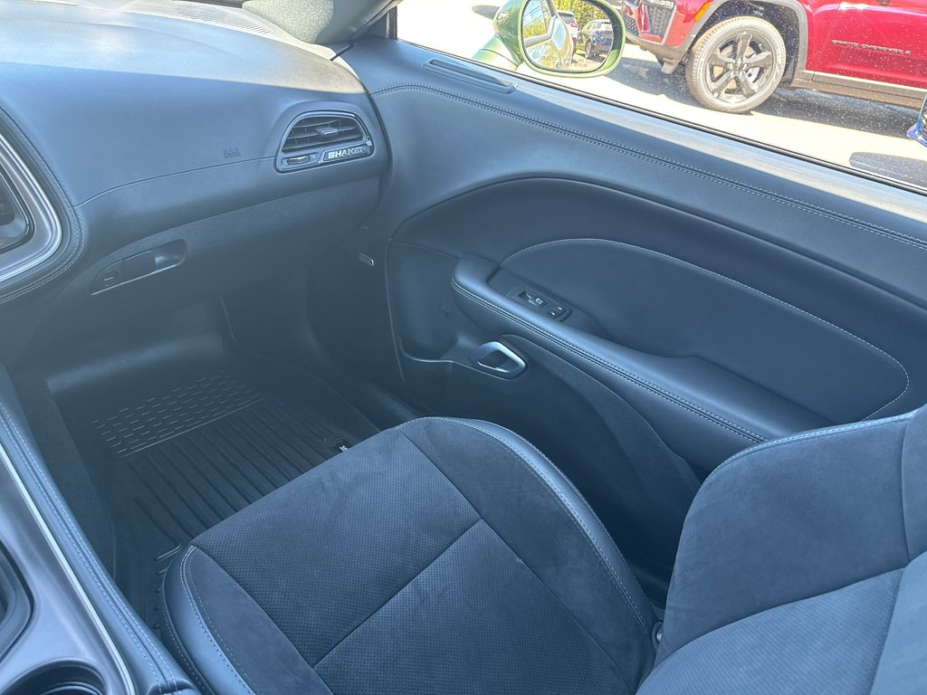 2022 Dodge Challenger R/T in Sussex, New Brunswick - 31 - w1024h768px