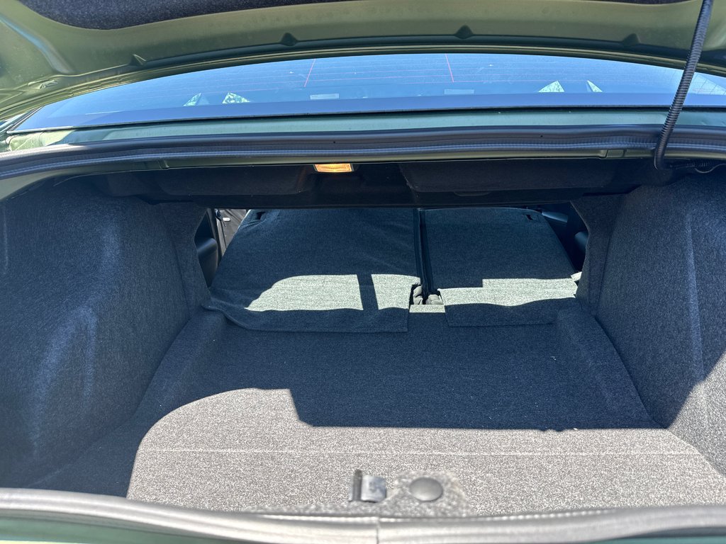 2022 Dodge Challenger R/T in Sussex, New Brunswick - 37 - w1024h768px
