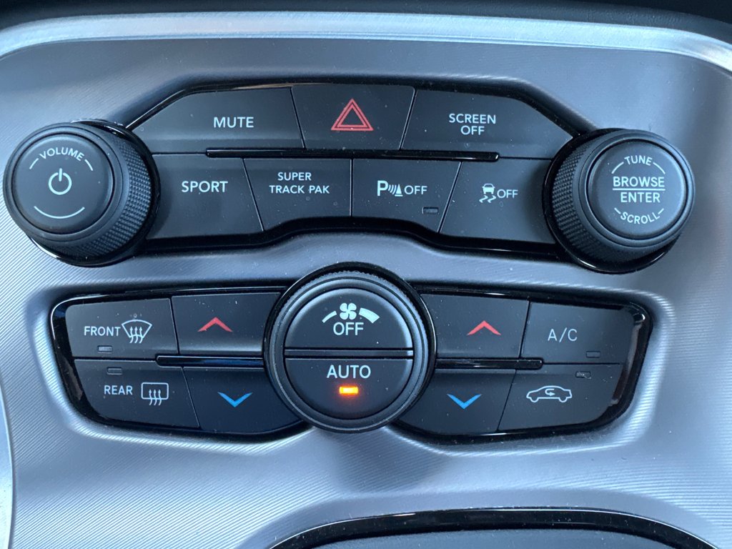 2022 Dodge Challenger R/T in Sussex, New Brunswick - 30 - w1024h768px