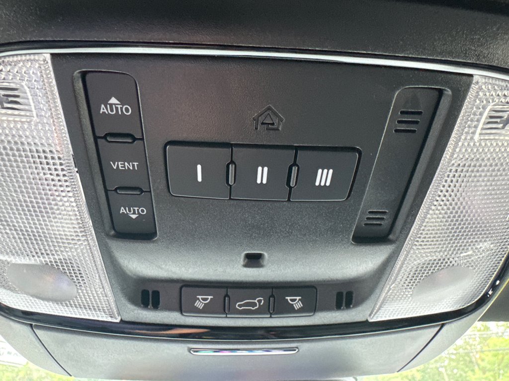 2023 Dodge Durango R/T in Sussex, New Brunswick - 28 - w1024h768px