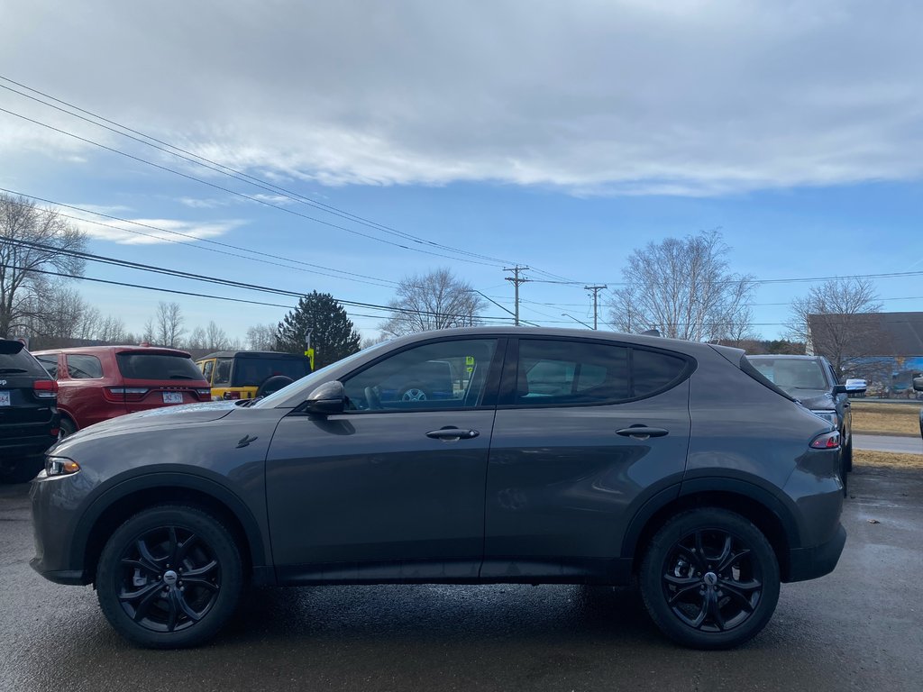 2023  HORNET GT PLUS in Sussex, New Brunswick - 3 - w1024h768px