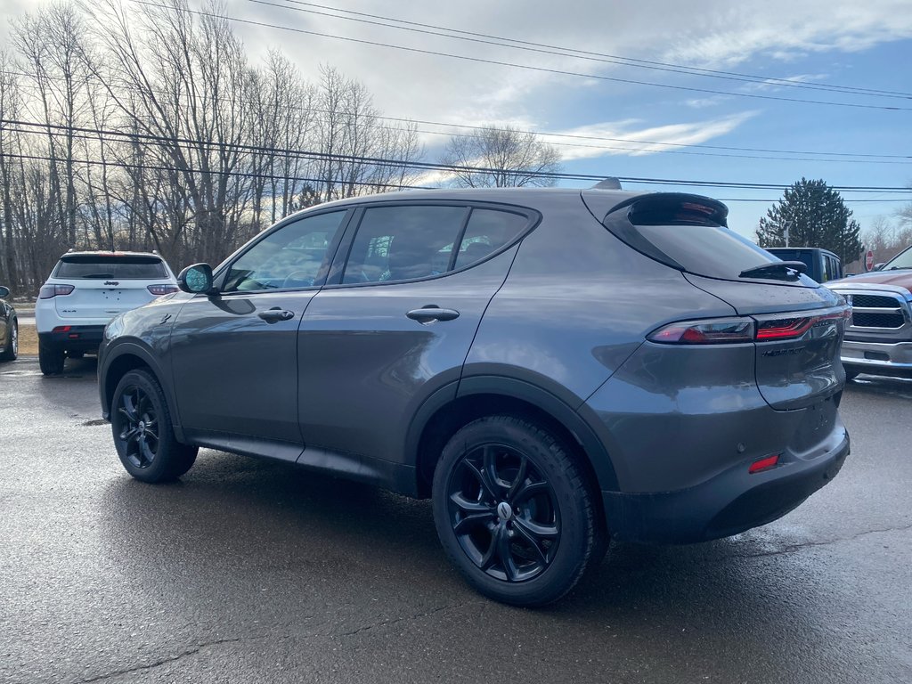 2023  HORNET GT PLUS in Sussex, New Brunswick - 3 - w1024h768px