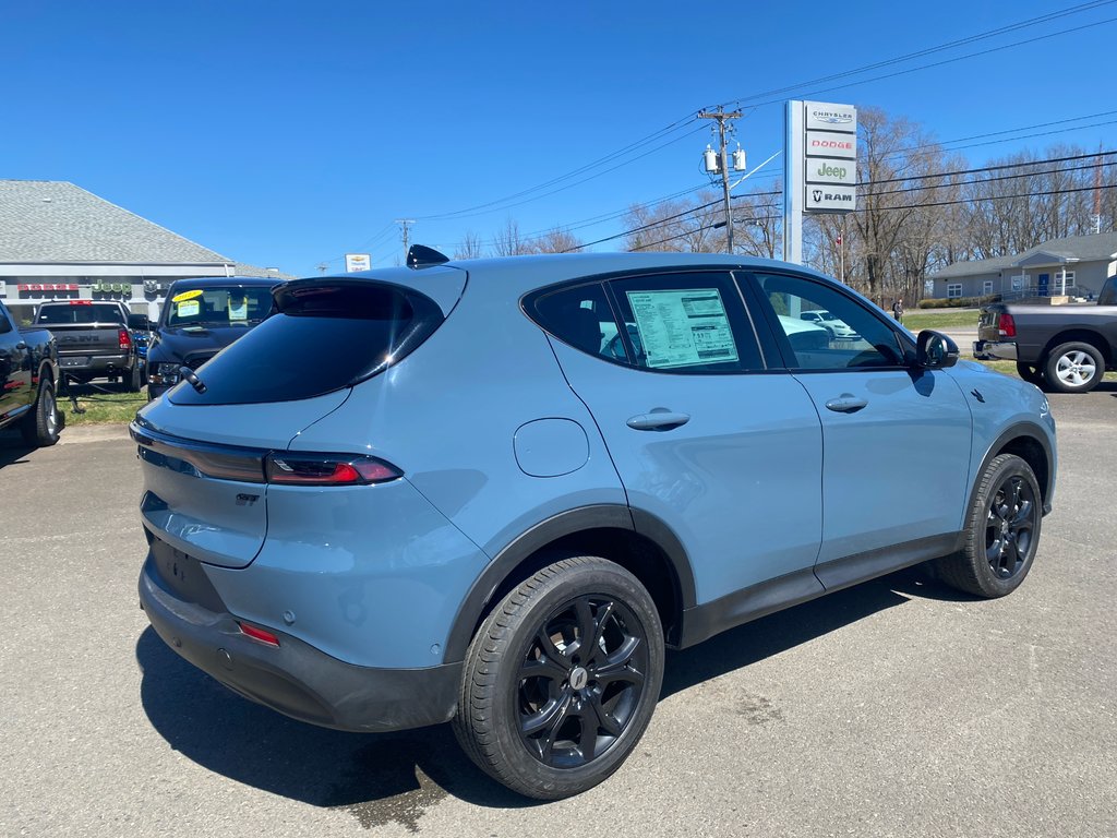 2024  HORNET GT PLUS in Sussex, New Brunswick - 6 - w1024h768px